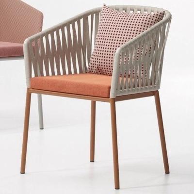 🪑 Chair with Straps – Orange × Beige