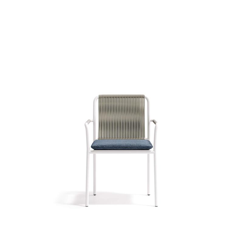 🪑 Outdoor Chair – White Frame × Grey Rope  × Grey Cushion